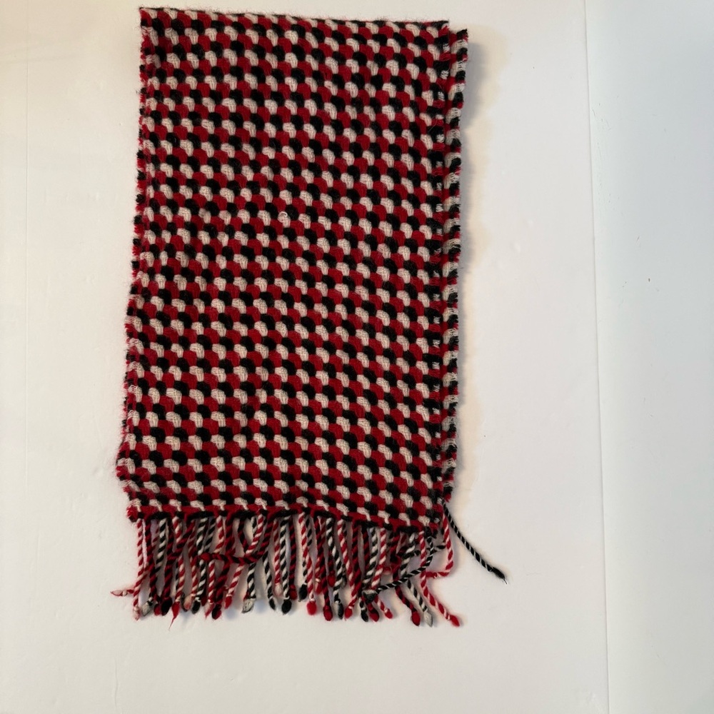 CHARTER CLUB SCARF RED WHITE BLACK CASHMERE LONG RECTANGLE FRINGE ENDS